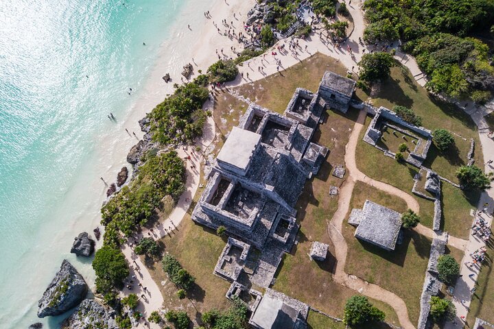 Aventura Local Extrema: Lo Mejor de Tulum, Cenote y Aldea en la Selva | Concierge VIP