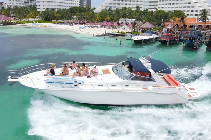 Private Luxury Yacht 55FT Rental in Cancun | 2026 VIP Concierge