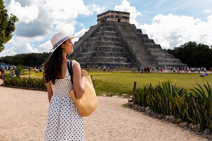 Acceso Premium Chichén Itzá 2026: Tour Matutino con Cenote y Degustación de Tequila | Concierge VIP