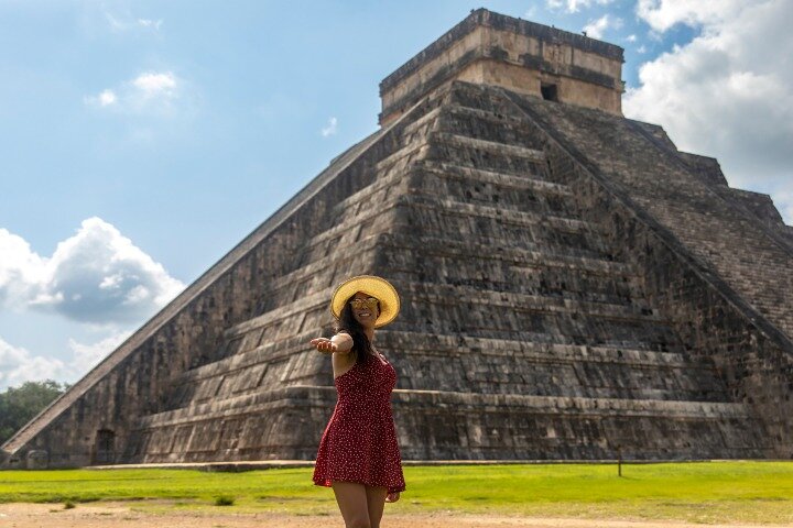 Chichen Itza Premium Access 2026: Early morning Chichen Itza Tour: Cenote and Tequila Tasting