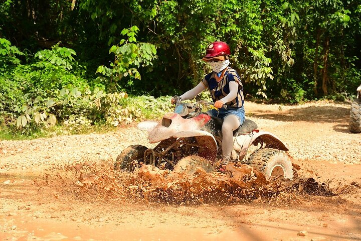 Aventura Local Extrema: El Mejor Tour ATV, Tirolesas y Cenote con Almuerzo | Concierge VIP