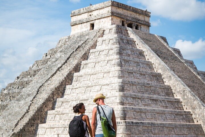 Acceso Premium Chichén Itzá 2026: Tour Matutino con Cenote y Degustación de Tequila | Concierge VIP
