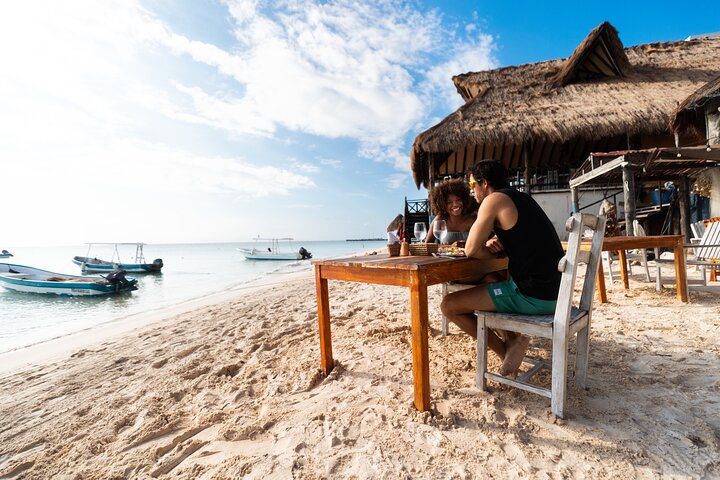 Snorkel de Arrecife en Parque Nacional desde Cancún con Almuerzo | Concierge VIP 2026