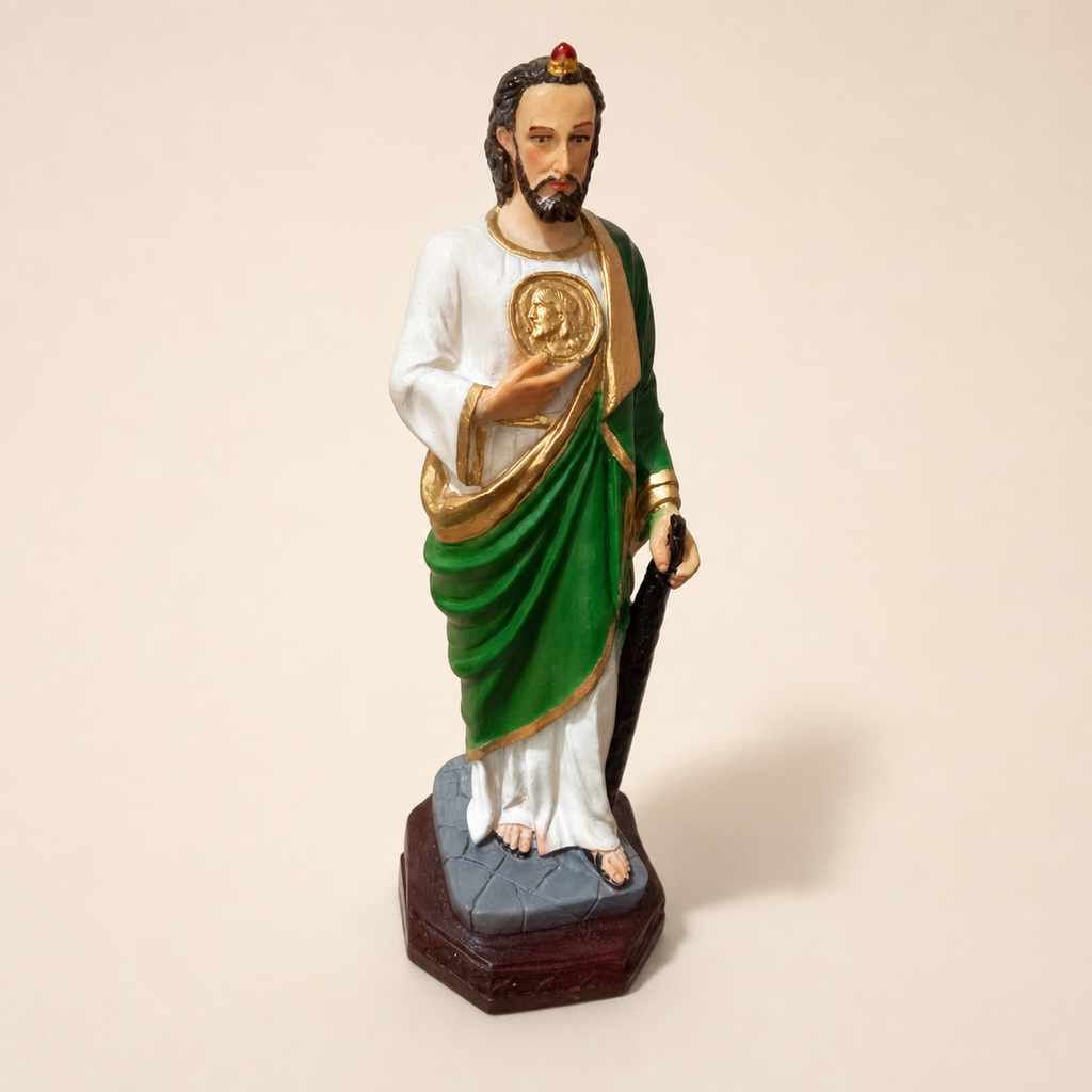 San Judas Tadeo 25 cm hand-painted statue three-quarter view
